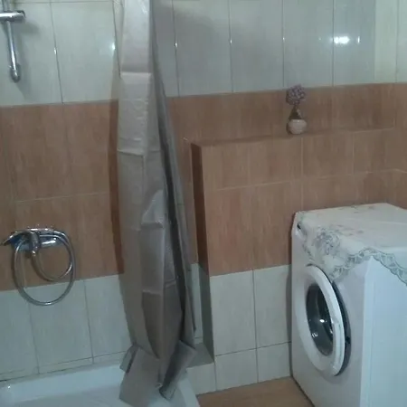 Traditional Flat In - Lampiri Prázdninový dům