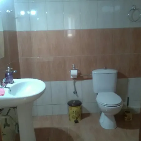 Traditional Flat In - Lampiri