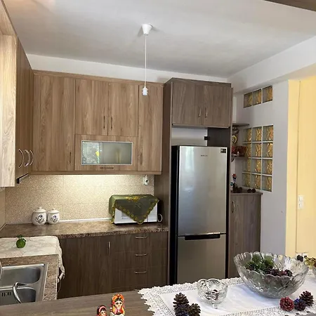 Holiday home Traditional Flat In - Lampiri
