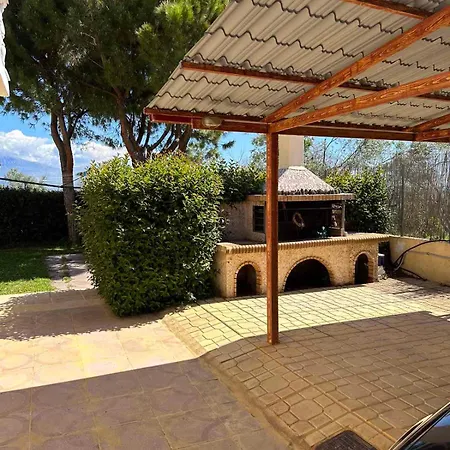 Traditional Flat In - Lampiri Vakantiehuis Zíria